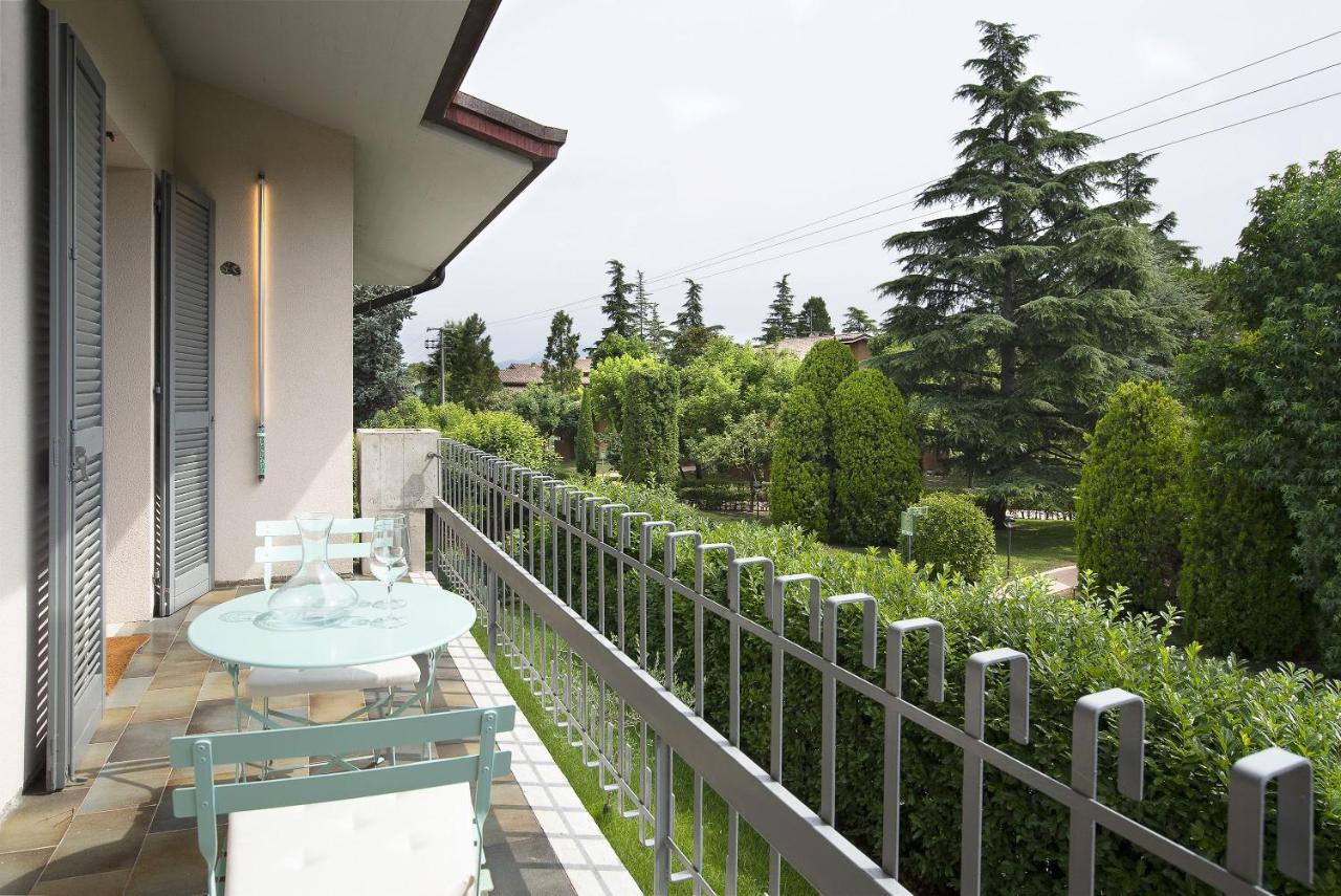 Apartmán Baseventuno 4 Bilocale Sirmione Exteriér fotografie