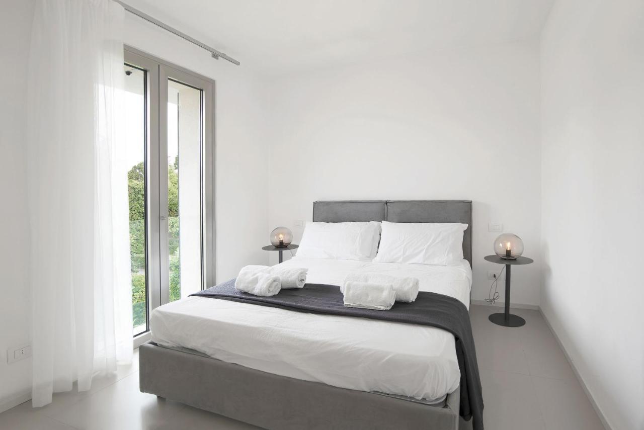 Apartmán Baseventuno 4 Bilocale Sirmione Exteriér fotografie